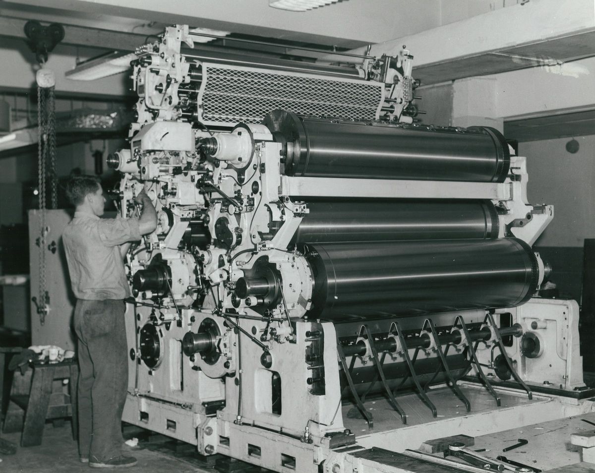 Printer operating a printing press